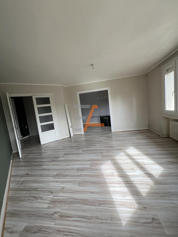 Appartement - 84 m² - 4 pièces