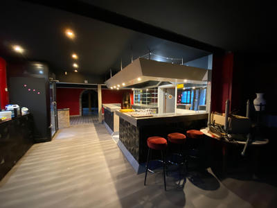 Local commercial - 497 m²