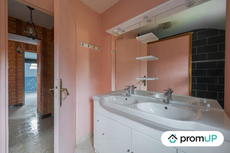 Maison - 120 m² - 5 pièces