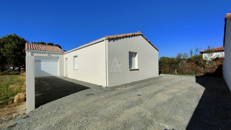 Maison - 84 m² - 4 pièces