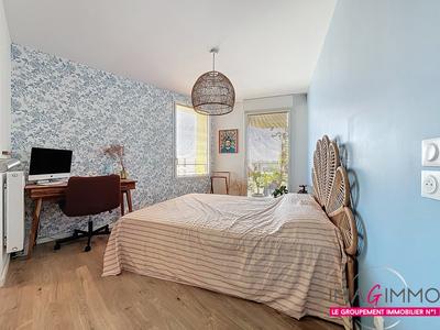 Appartement - 84 m² - 4 pièces