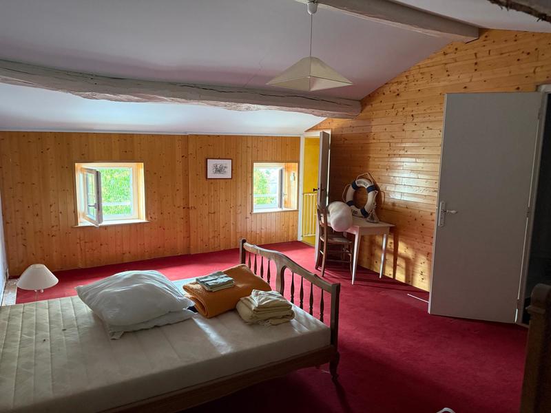 Maison - 433 m² - 10 pièces