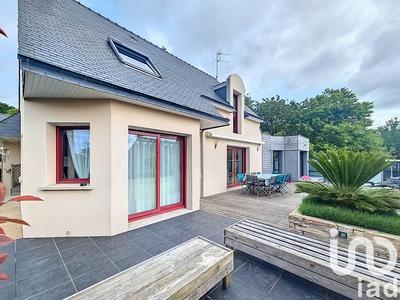 Maison - 137 m² - 7 pièces