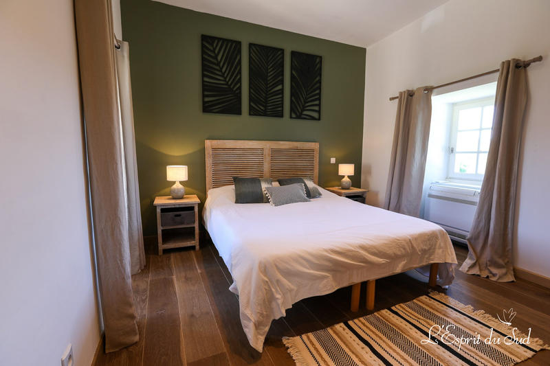 Maison - 700 m² - 26 pièces