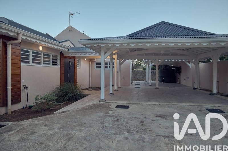 Maison - 243 m² - 5 pièces