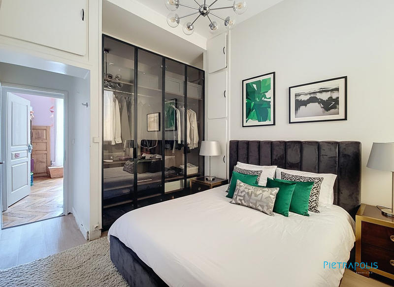 Appartement - 80 m² - 4 pièces