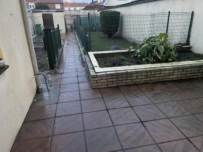 Maison - 80 m² - 5 pièces