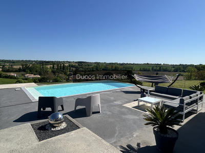 Maison - 180 m² - 5 pièces