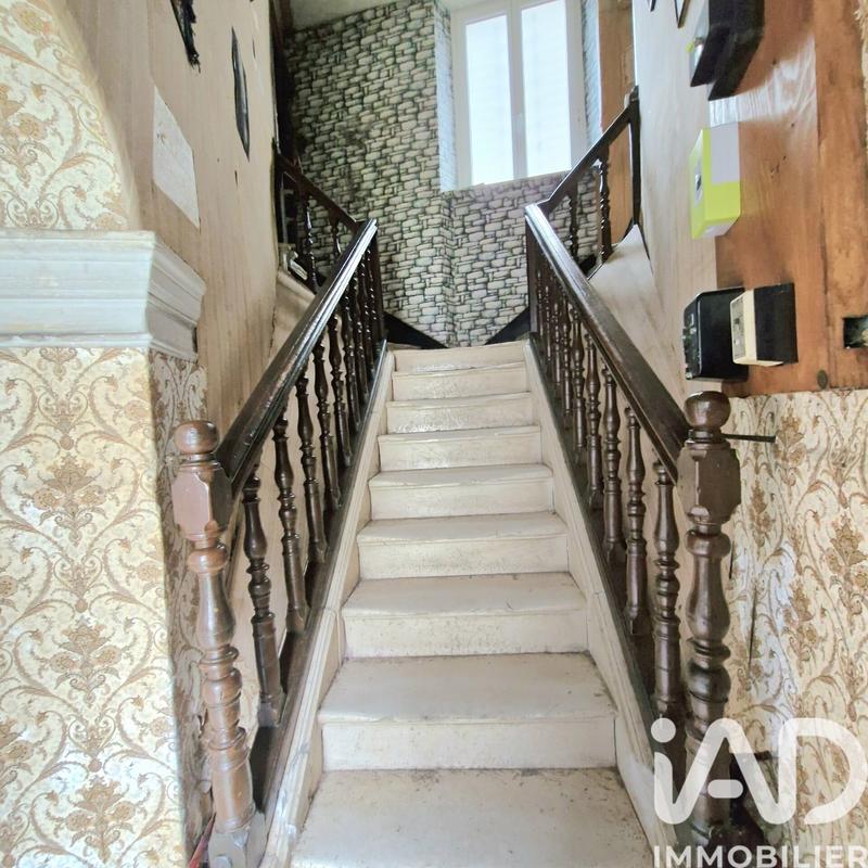 Maison - 264 m² - 7 pièces