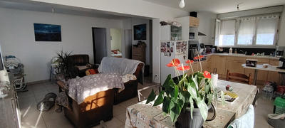 Maison de ville - 64 m² - 4 pièces