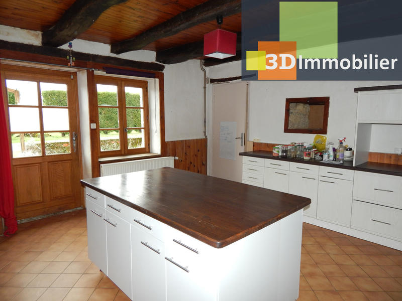 Maison - 225 m² - 9 pièces