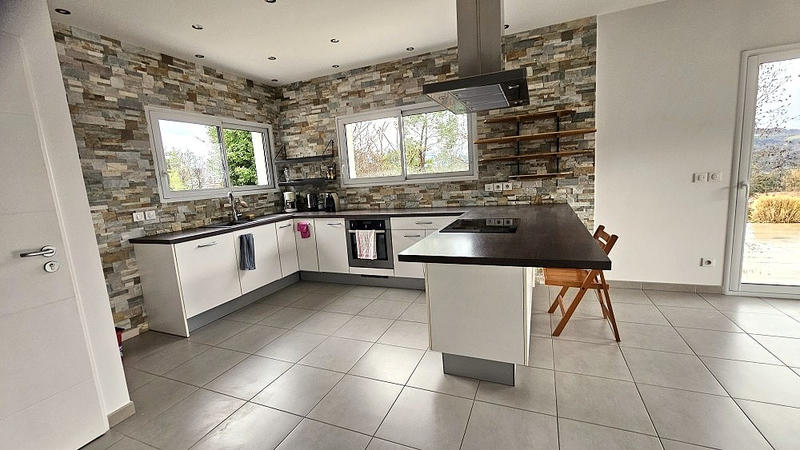 Maison - 114 m² - 5 pièces