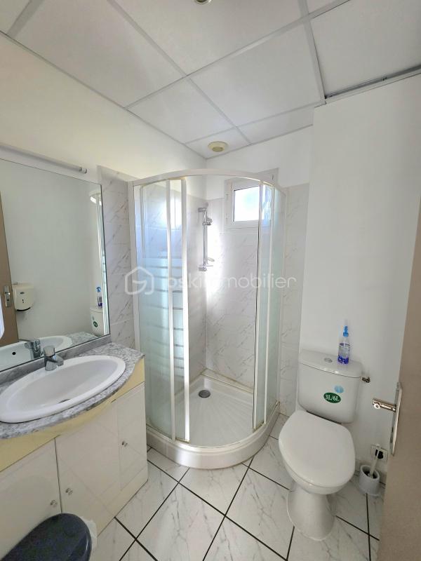 Bureau - 261 m² - 9 pièces