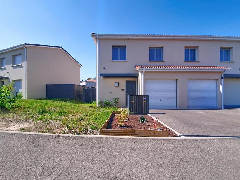 Maison - 97 m² - 4 pièces