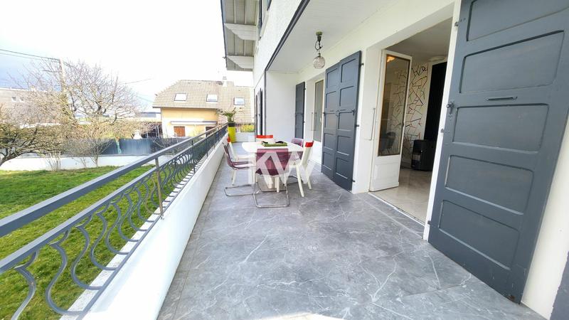 Maison - 225 m² - 5 pièces