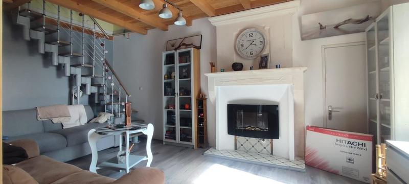 Maison - 240 m² - 11 pièces