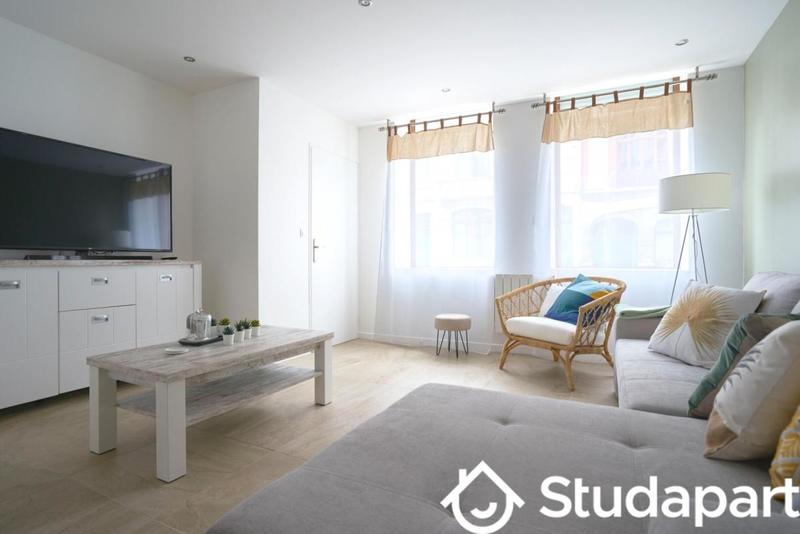 Chambre - 13 m² - 1 pièce