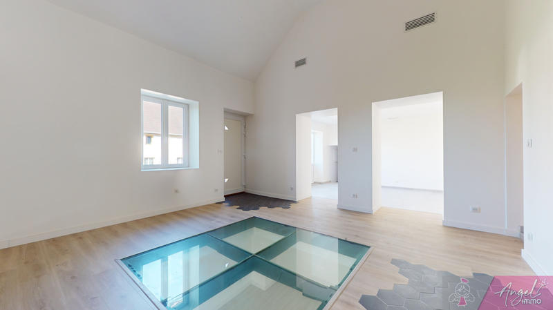 Maison de village - 192 m² - 8 pièces