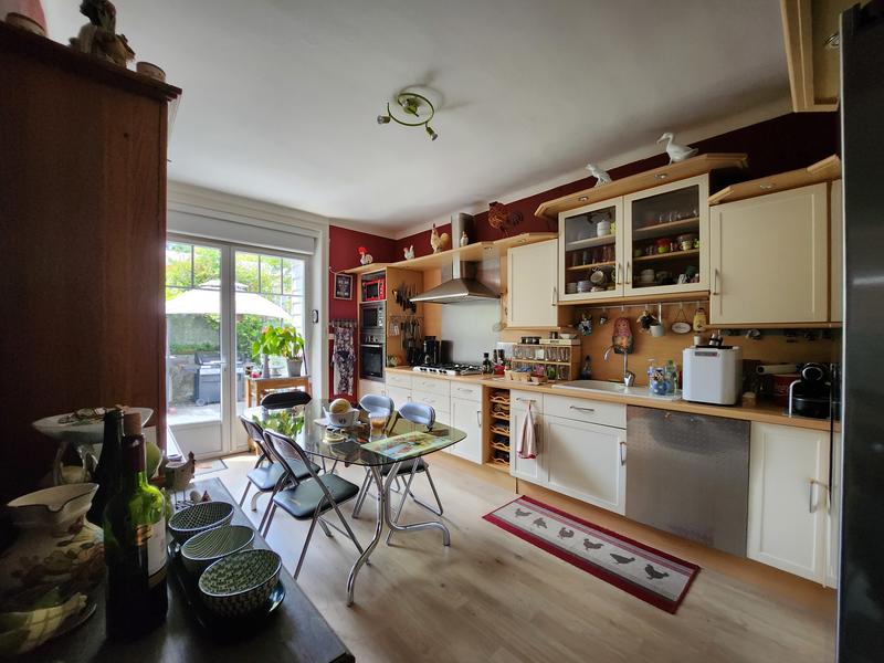 Maison - 150 m² - 8 pièces