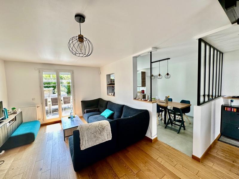 Maison - 118 m² - 6 pièces