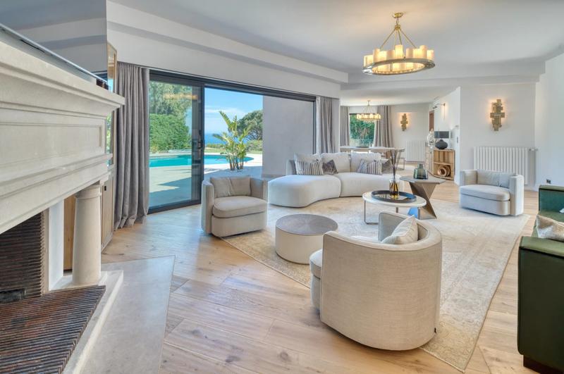 Propriété - 433 m² - 8 pièces