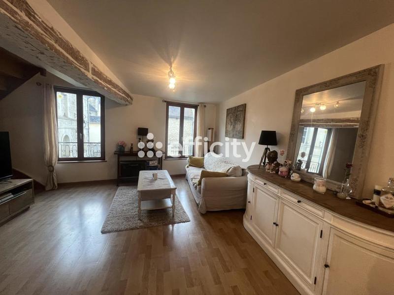 Maison - 80 m² - 4 pièces