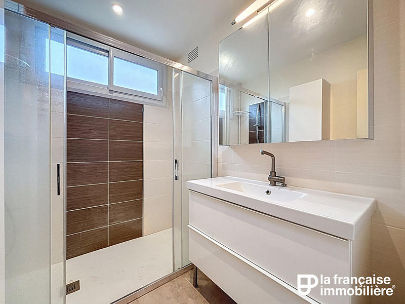 Maison - 111 m² - 6 pièces