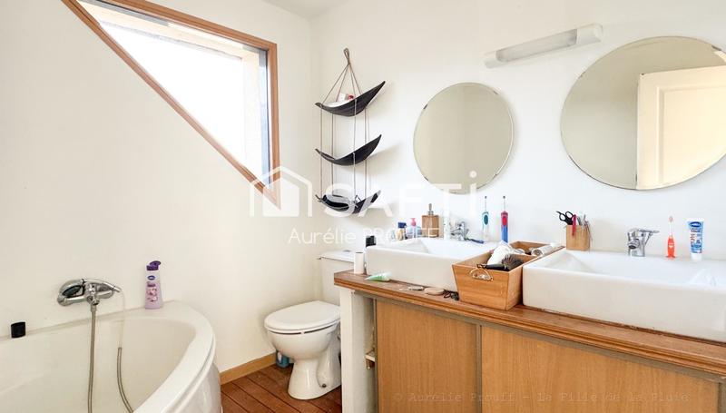 Maison - 165 m² - 7 pièces