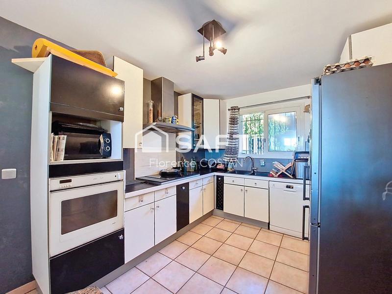 Villa - 164 m² - 6 pièces