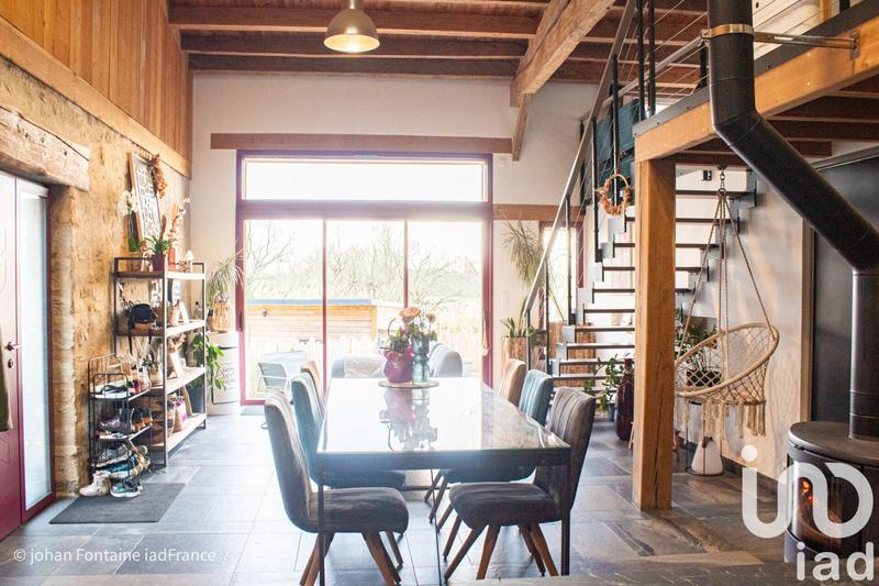 Maison - 140 m² - 5 pièces