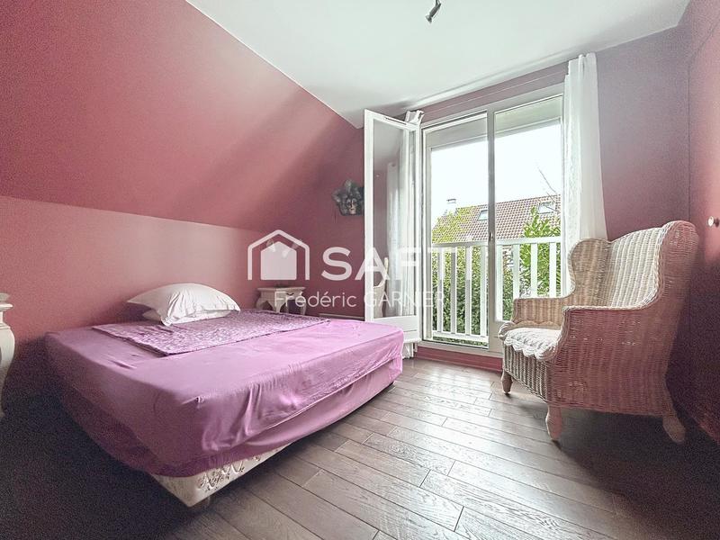 Maison - 202 m² - 7 pièces