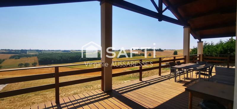 Maison - 234 m² - 6 pièces