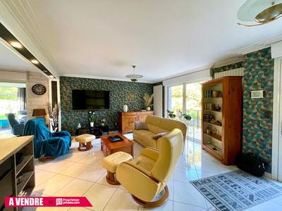 Maison - 150 m² - 6 pièces