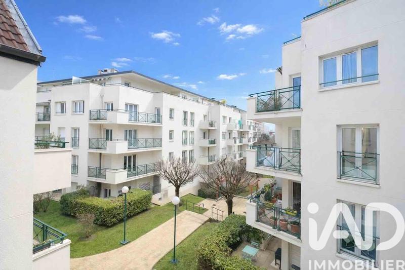 Appartement - 93 m² - 3 pièces