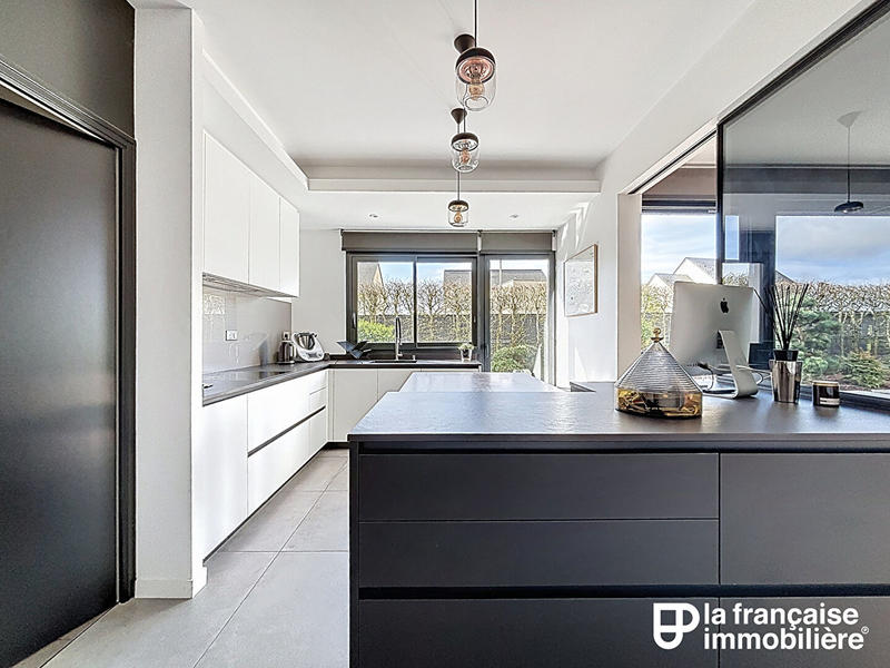 Maison - 178 m² - 7 pièces