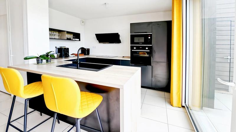 Maison - 93 m² - 4 pièces