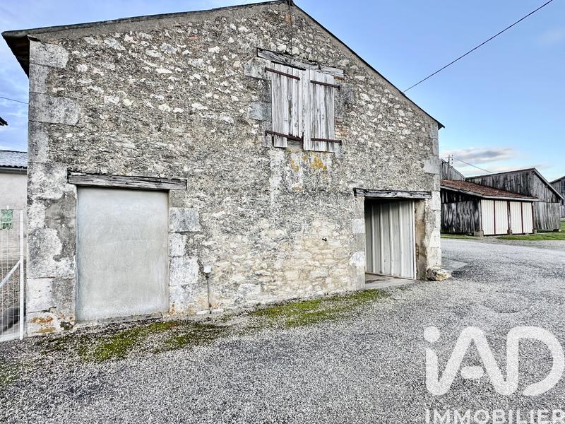 Maison - 271 m² - 10 pièces