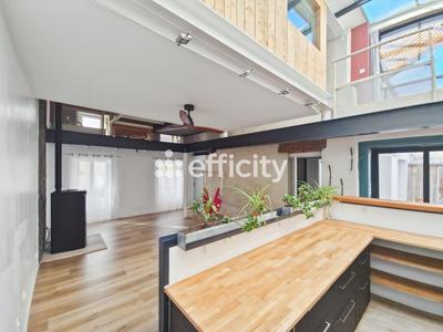 Maison - 194 m² - 5 pièces