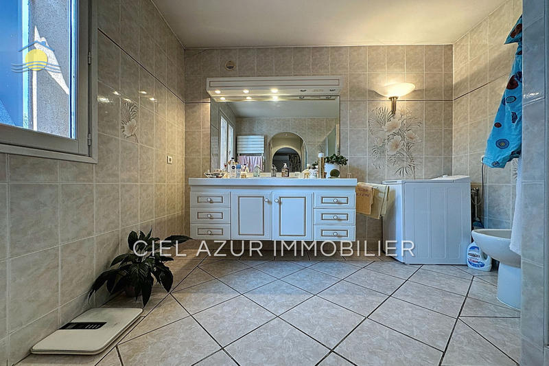 Maison - 133 m² - 6 pièces