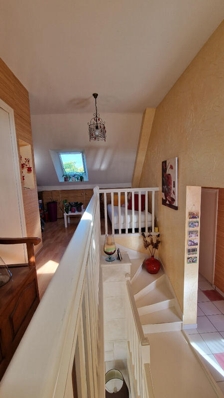 Maison - 102 m² - 5 pièces