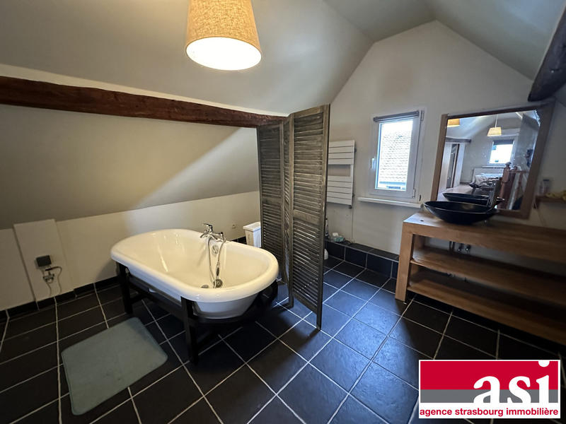 Maison traditionnelle - 117 m² - 4 pièces