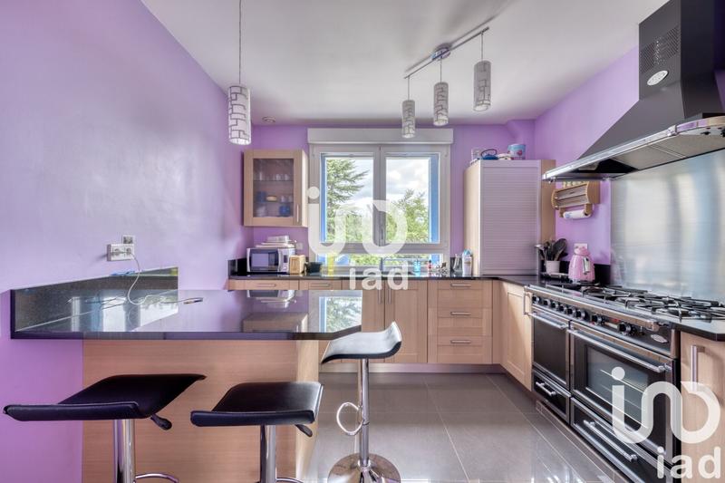 Maison - 199 m² - 6 pièces