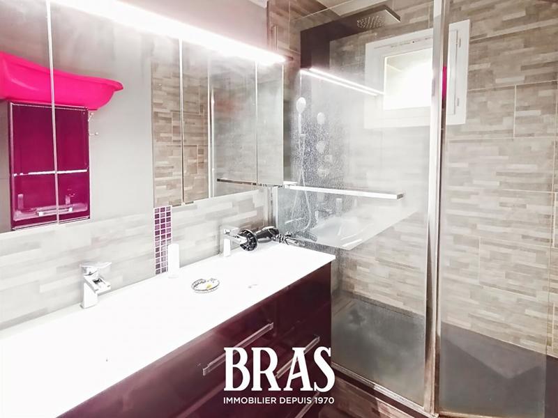 Appartement - 86 m² - 4 pièces