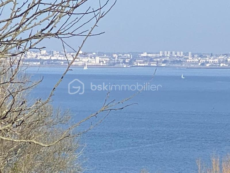 Maison - 220 m² - 11 pièces