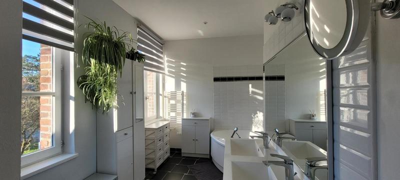 Maison - 152 m² - 8 pièces