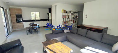 Maison - 91 m² - 4 pièces