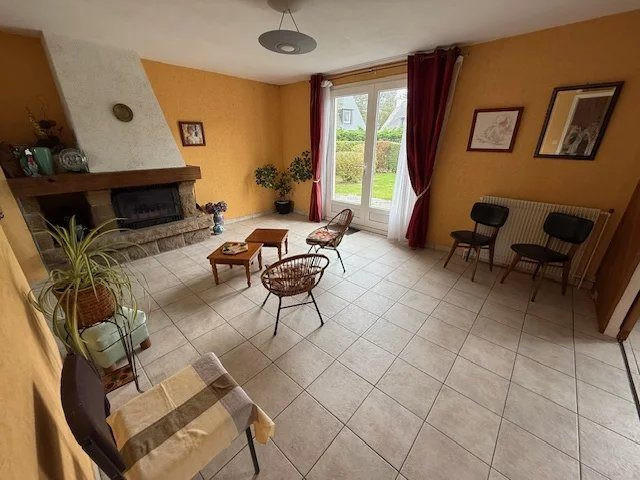 Maison - 93 m² - 4 pièces