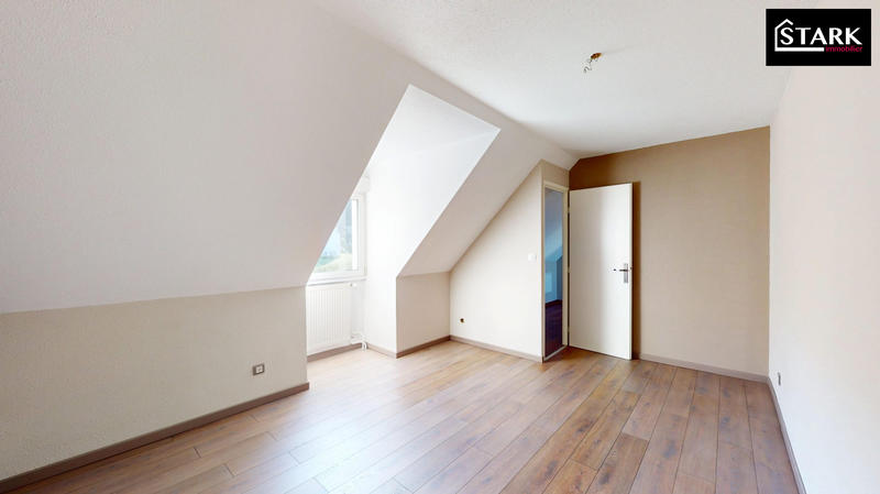 Maison - 224 m² - 6 pièces