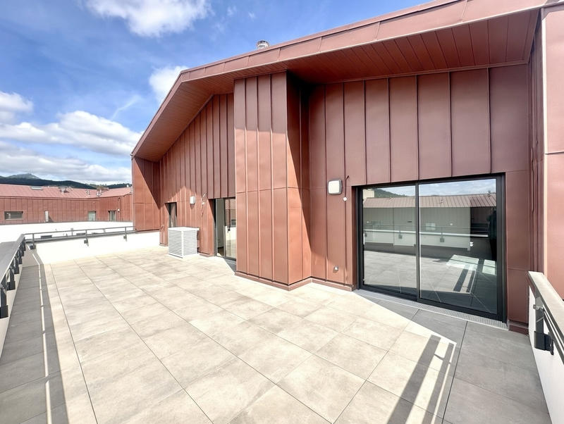 Appartement - 108 m² - 4 pièces