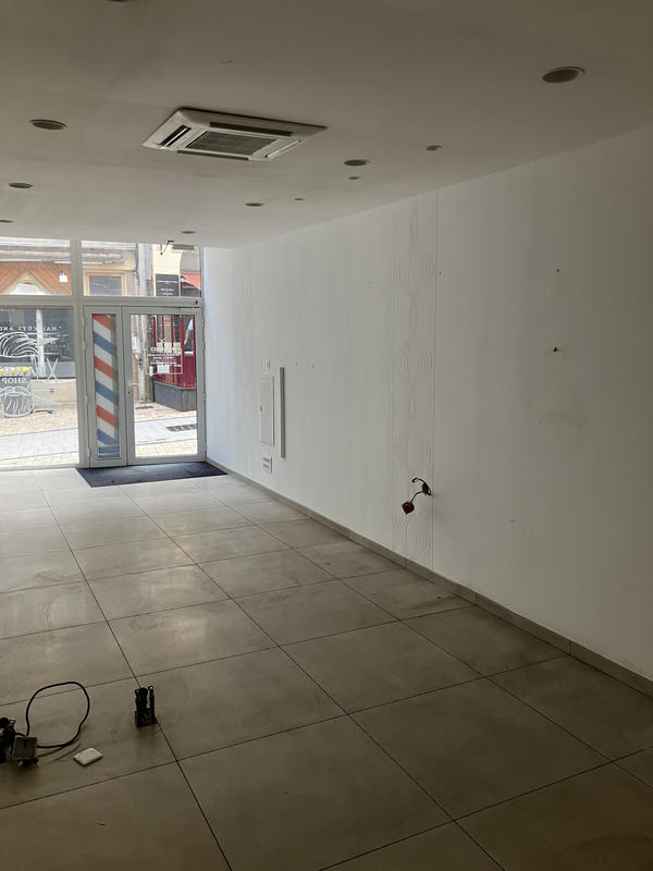 Local commercial - 60 m²
